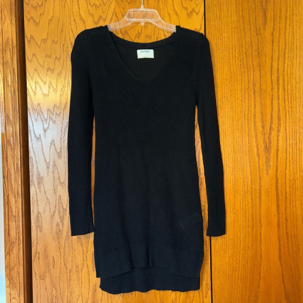 Old navy black sweater